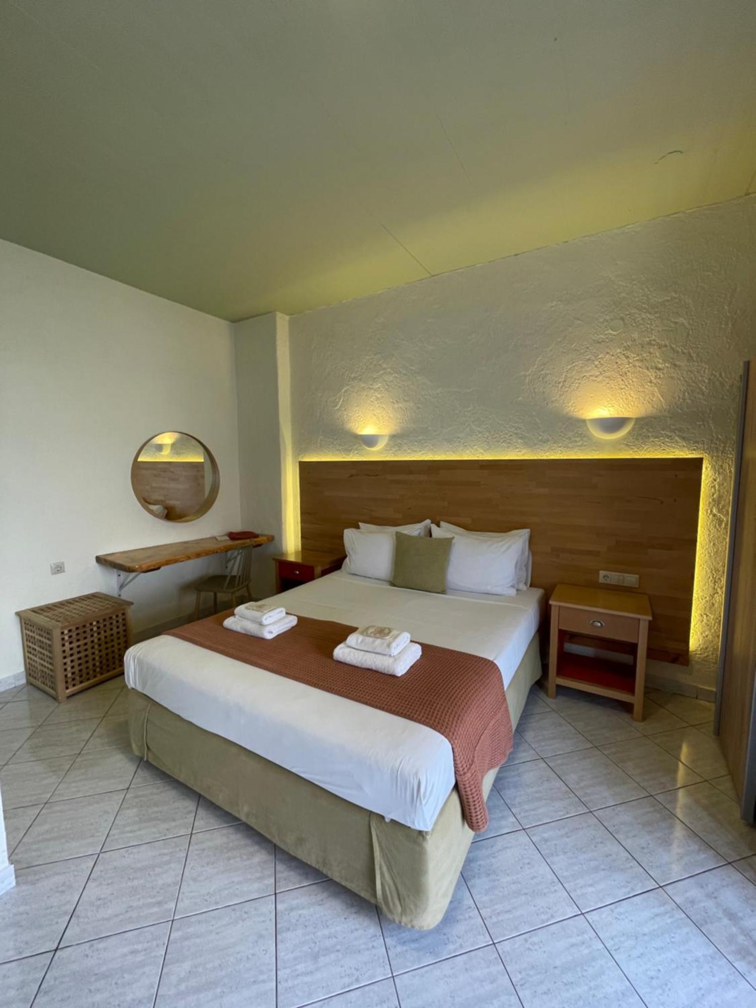 Villa Georgia Apartments & Suites Каламакі Номер фото